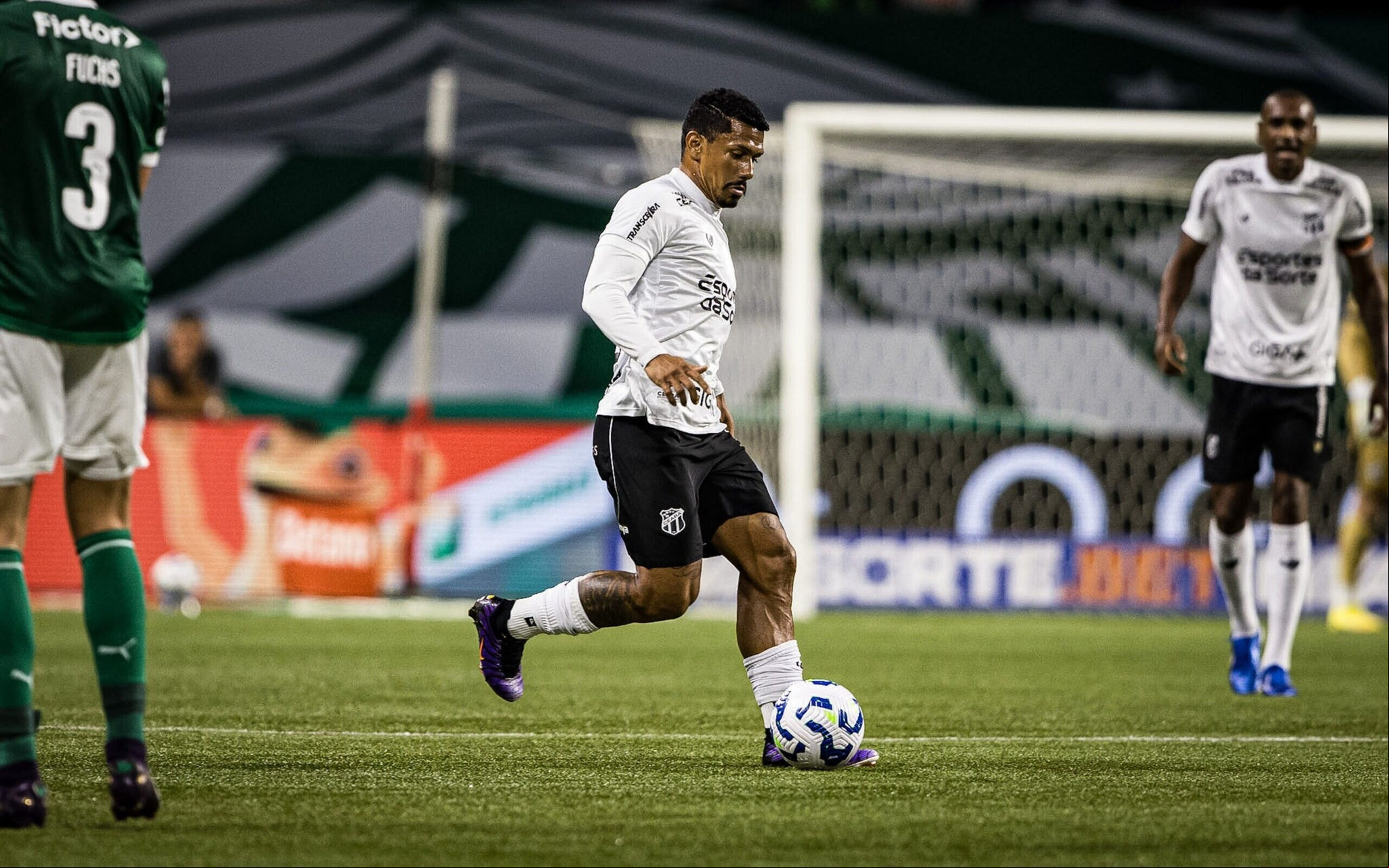 Palmeiras e Ceará, pela Copa do Brasil (Foto: Gabriel Silva/Ceará SC)