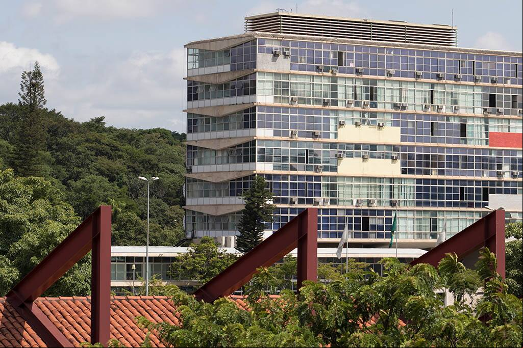 Reitoria da UFMG Inscrições no Sisu 2025 vão de 17 a 21 de janeiro; UFMG oferece mais de 6.000 vagas