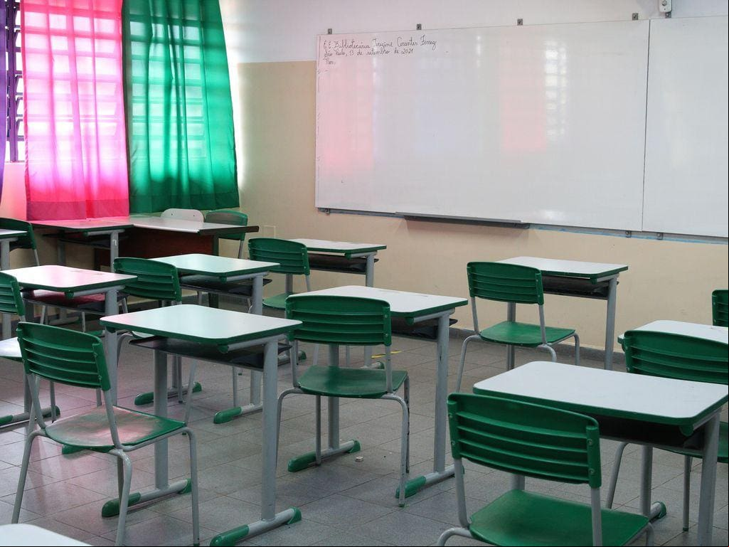 Só 8% das salas de aula de Minas são climatizadas