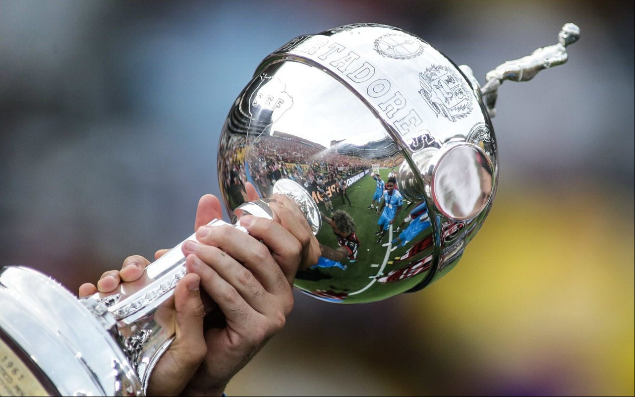 Taça da Copa Libertadores da América (Foto: Divulgação/Conmebol)