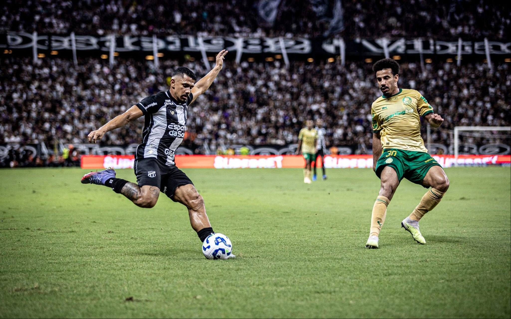 Ceará em partida contra o Palmeiras, pela Copa do Brasil de 2025 (Foto: Felipe Santos/Ceará SC)