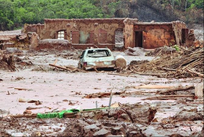 Imagem da lama em Mariana (MG). Samarco ficou 5 anos sem operar após o rompimento da barragem de Fundão, em Mariana, que matou 19 pessoas e provocou a maior tragédia ambiental do país