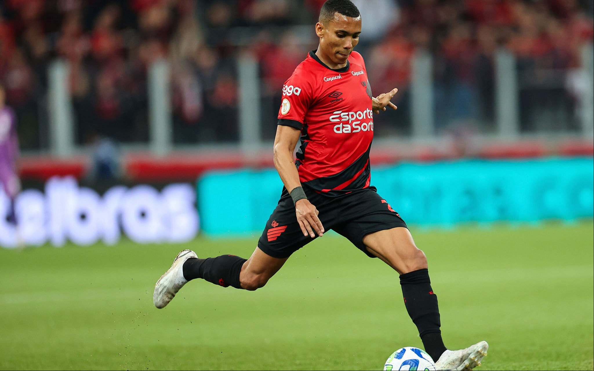 Madson vai para a terceira temporada seguida no Athletico. Foto: José Tramontin/Athletico