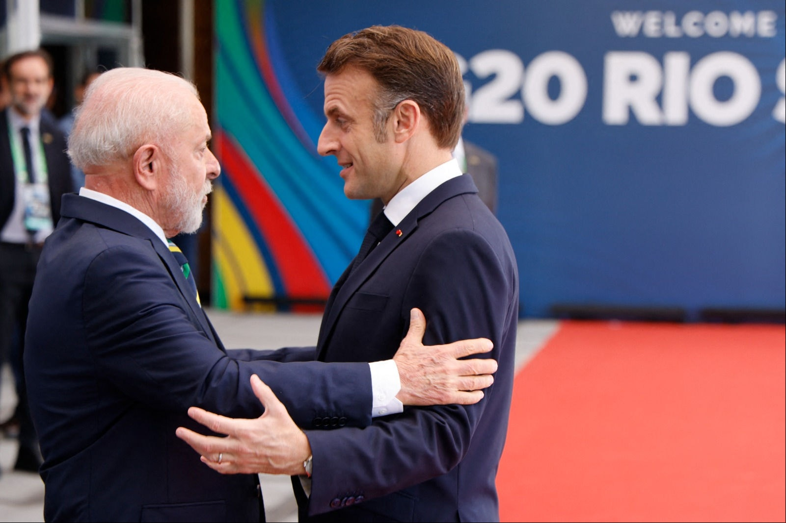 Presidente Lula se encontra com o presidente francês Emmanuel Macron nesta semana em Paris