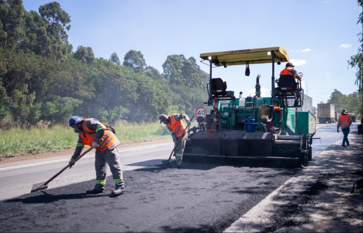 Concessionária promove obras de recapeamento na BR-040, entre BH e Ribeirão das Neves 