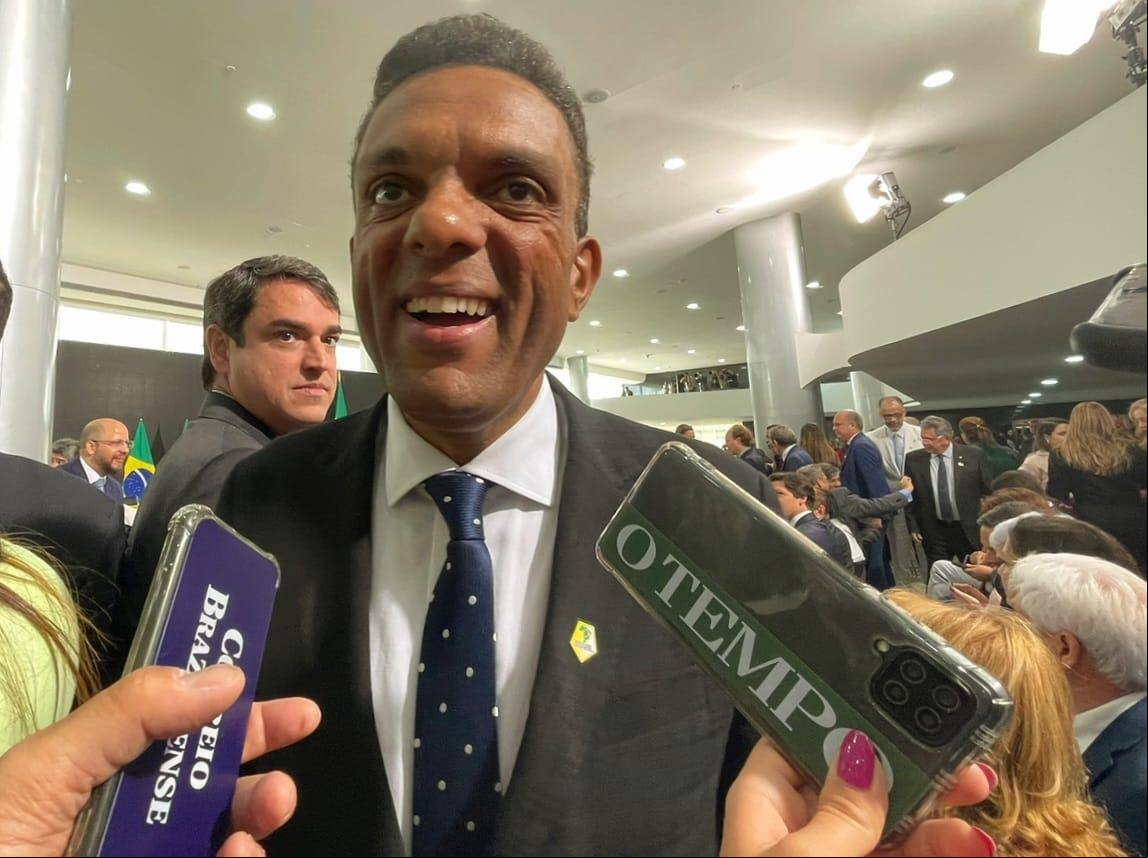 O deputado federal Otoni de Paula marcou na posse de Simone Tebet no Ministério do Planejamento de Lula O deputado federal Otoni de Paula marcou na posse de Simone Tebet no Ministério do Planejamento de Lula