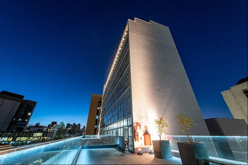 Prédio que sedia a Escola de Design da UEMG, no entorno da praça da Liberdade