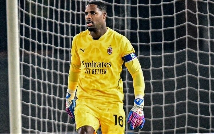 Mike Maignan, goleiro do Milan, foi alvo de racismo em Verona (Foto: Reprodução/Instagram)