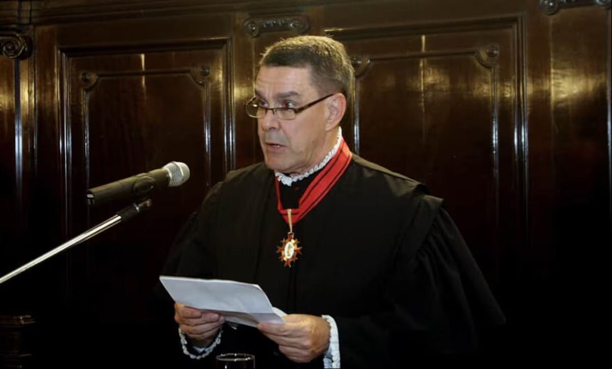 Ivo de Almeida O desembargador Ivo de Almeida, presidente da 1.ª Câmara de Direito Criminal do Tribunal de Justiça de São Paulo (TJSP)