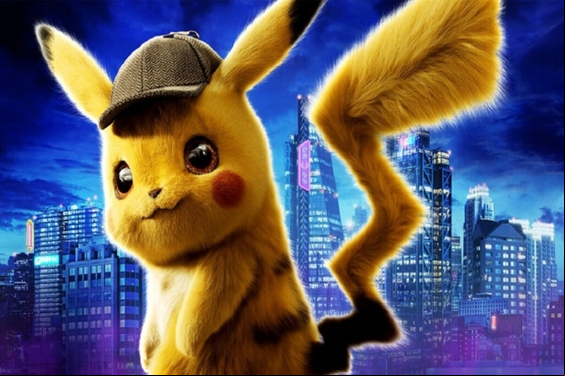 Pikachu com boné e olhando para trás